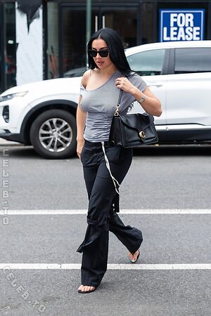 Charli XCX photo