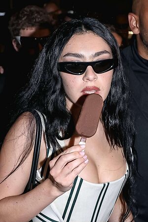Charli XCX leaked photo #579