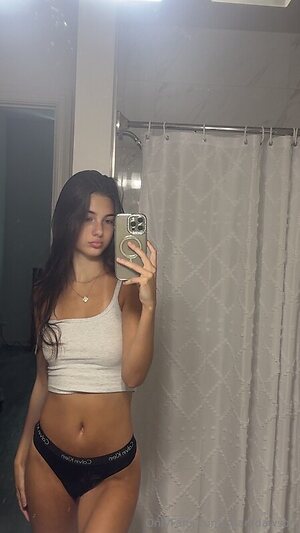 charlidawson leaked photo #9