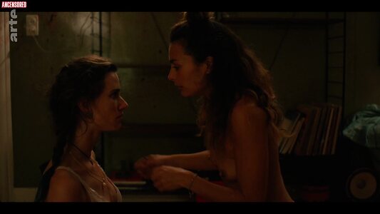 Charlie Dagelet Nude Leaked Photo #24