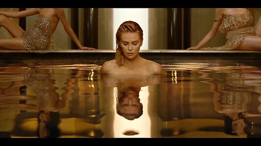 Charlize Theron Hot