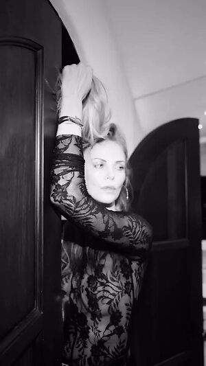 Charlize Theron Hot leaked photo #35