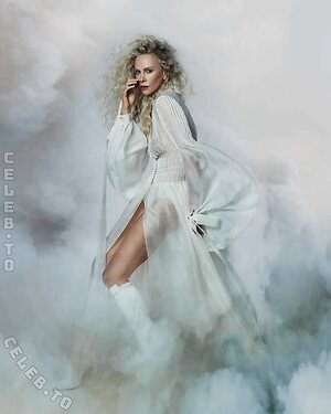 Charlize Theron photo