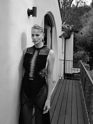 Charlize Theron leaked photo #168