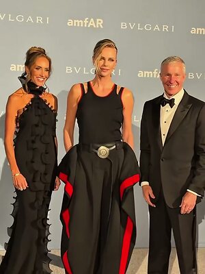 Charlize Theron leaked photo #217
