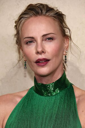 Charlize Theron leaked photo #237