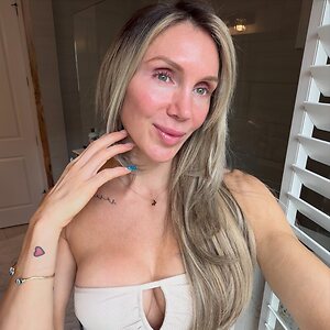 Charlotte Flair leaked photo #35