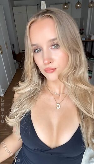 charlotte.rssgr Nude Leaked Photo #22