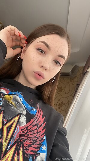 charming_girl Nude Leaked Photo #103