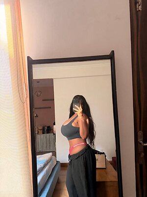 Charu sharma