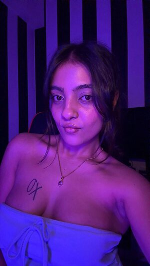 Charvi Bhatt leaked photo #3