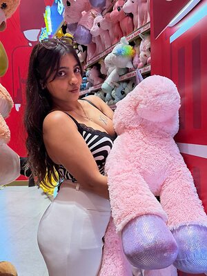 Charvi Bhatt leaked photo #10
