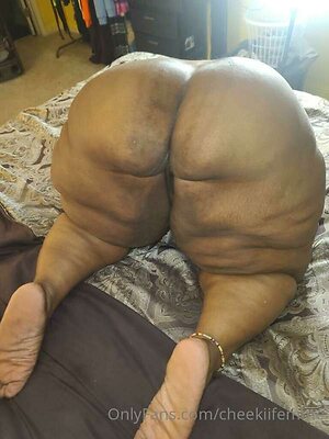 Cheekiifemme leaked photo #6
