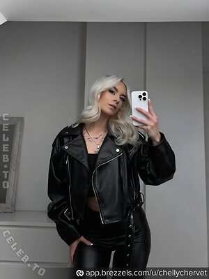Chellychervet Nude Leaked Photo #8