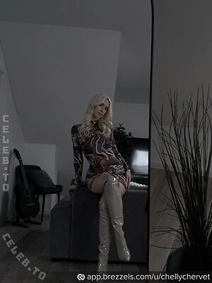 Chellychervet Nude Leaked Photo #10