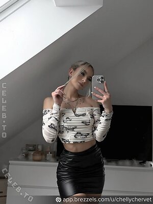 Chellychervet Nude Leaked Photo #53