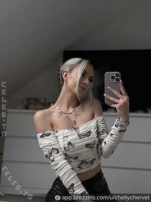 Chellychervet Nude Leaked Photo #54
