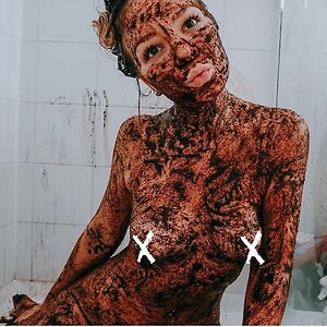 Chelsea Elsmore leaked photo #16
