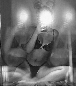 Chelsea Elsmore leaked photo #19
