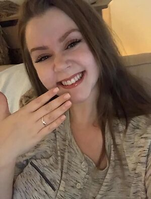 Chelsea reynolds leaked photo #11