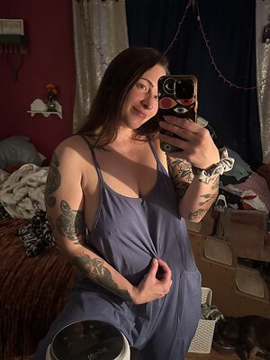 chelsswellss leaked photo #4