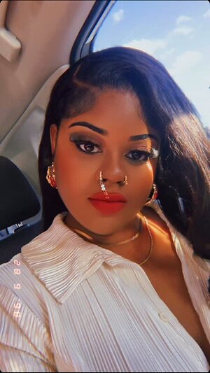 Cherish Marvv YouTuber