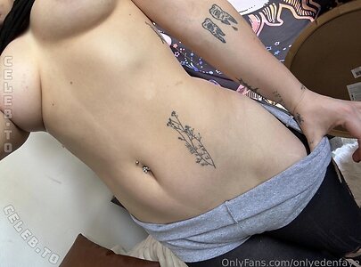 Cherrygrlfrnd Nude Leaked Photo #12