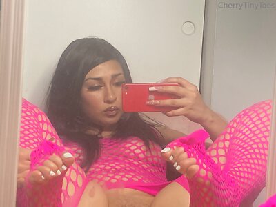 CherryTinyToes leaked photo #40