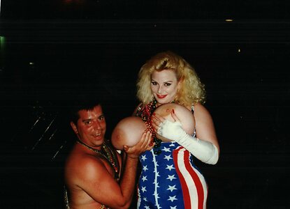 Chessie Moore leaked photo #16