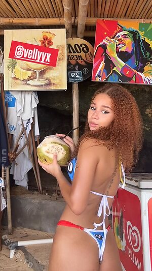 Chevelly Nude Leaked Photo #13