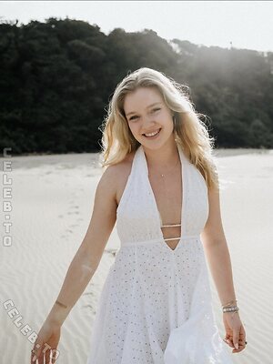 Chiara Tews Nude Leaked Photo #2