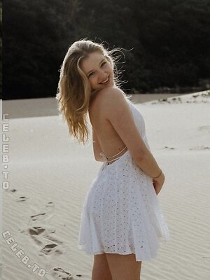 Chiara Tews Nude Leaked Photo #6