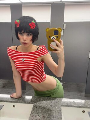 chickenburgerbaby leaked photo #7
