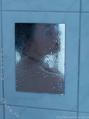 ChillingEve Nude Leaked Photo #20