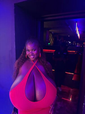 Chioma Lovv leaked photo #30
