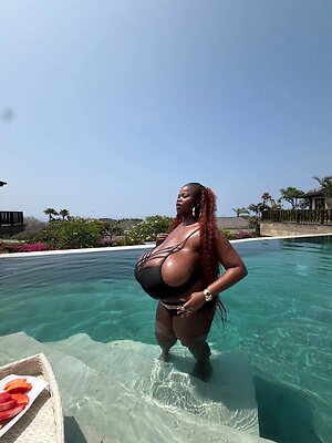 Chioma Lovv leaked photo #44