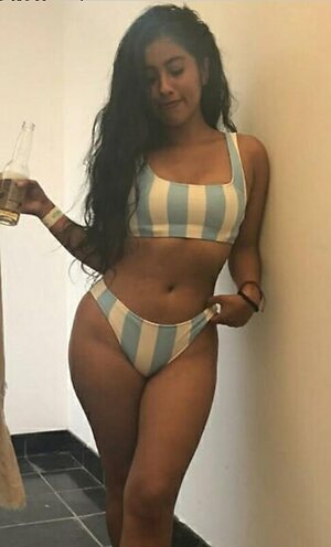 Chiphilary_blog leaked photo #2