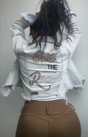Chiphilary_blog leaked photo #4