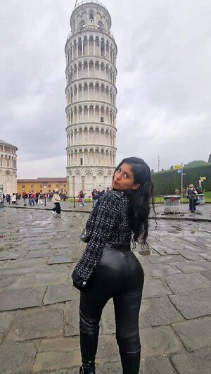 Chiphilary_blog leaked photo #124