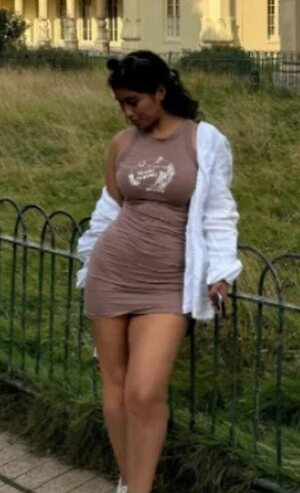 Chiphilary_blog leaked photo #177
