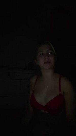 Chlo Nude Leaked Photo #3