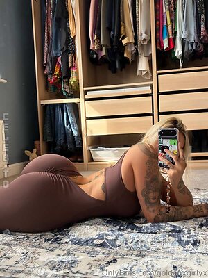 Chloe Baldwin Nude Leaked Photo #94