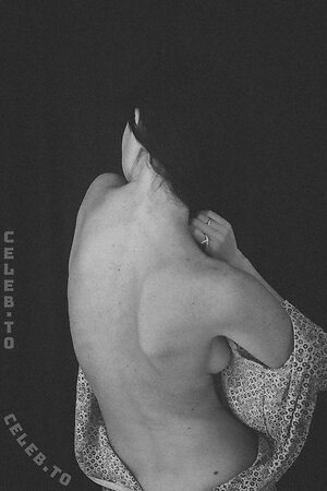 Chloe Bechini photo