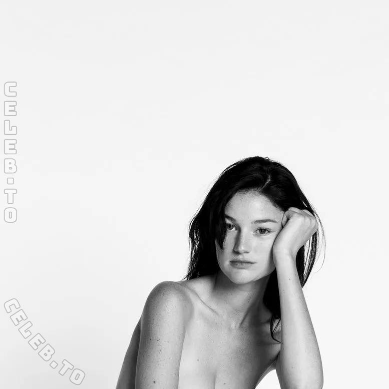 Chloe Bechini photo