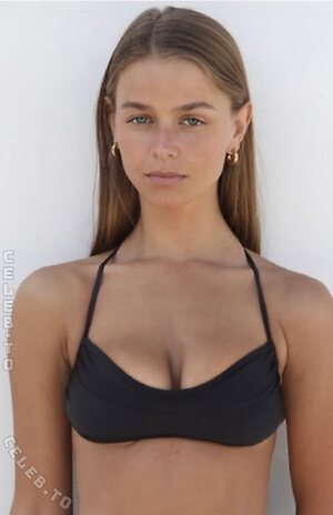 Chloe Campbell leaked photo #39