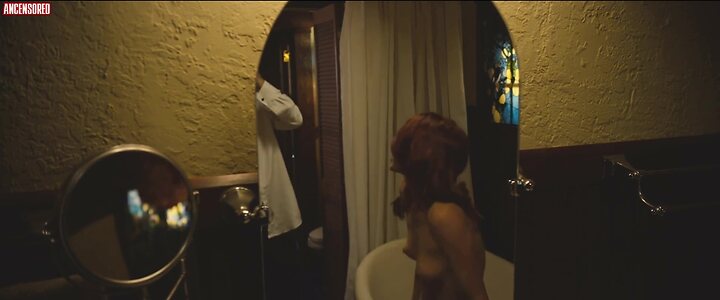 Chloe Dykstra leaked photo #12