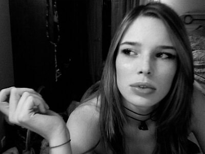 Chloe Dykstra leaked photo #19