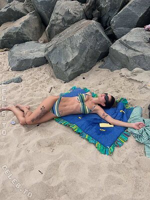 Chloe East Nude Leaked Photo #13