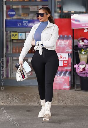 Chloe Ferry Nude Leaked Photo #8