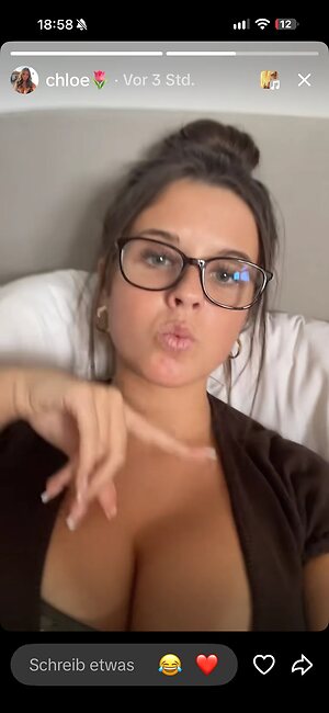 Chloe J Nude Leaked Photo #11